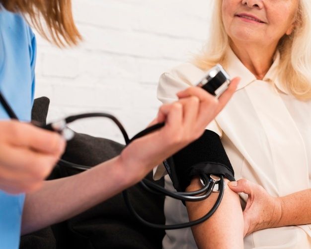 Fonendoscopio y Esfigmomanómetro   Kinefis